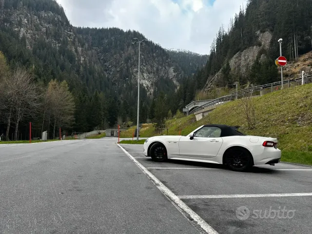 Fiat 124 spider