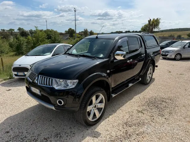 Mitsubishi L200 (2006-2015)