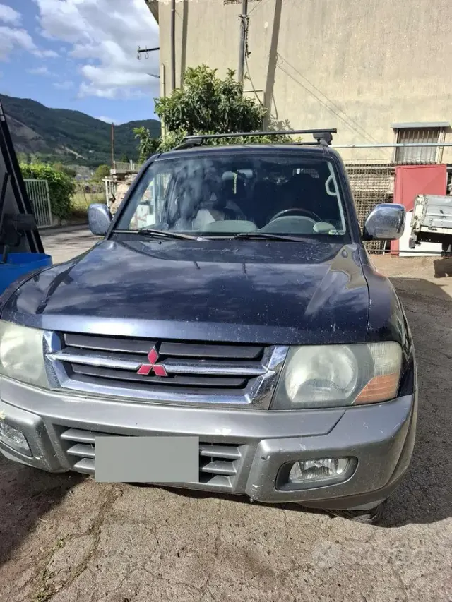 Mitsubishi Pajero (2000-2007)