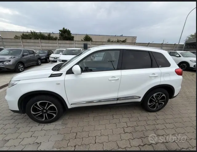 Suzuki Vitara (2015)