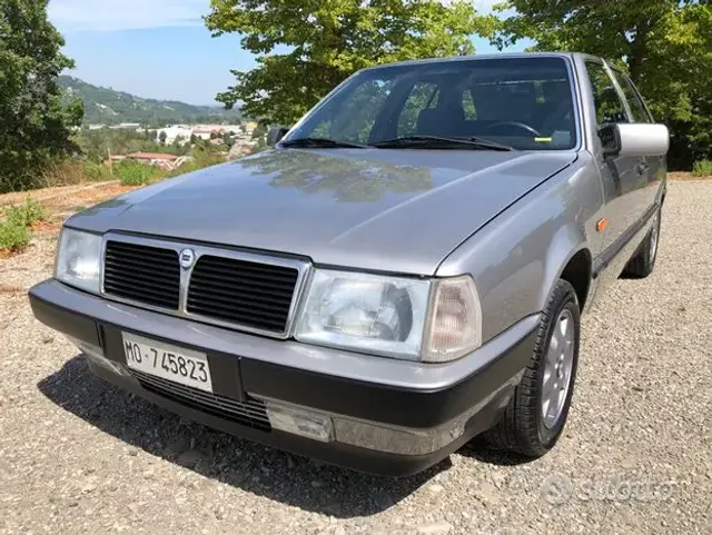 Lancia Thema