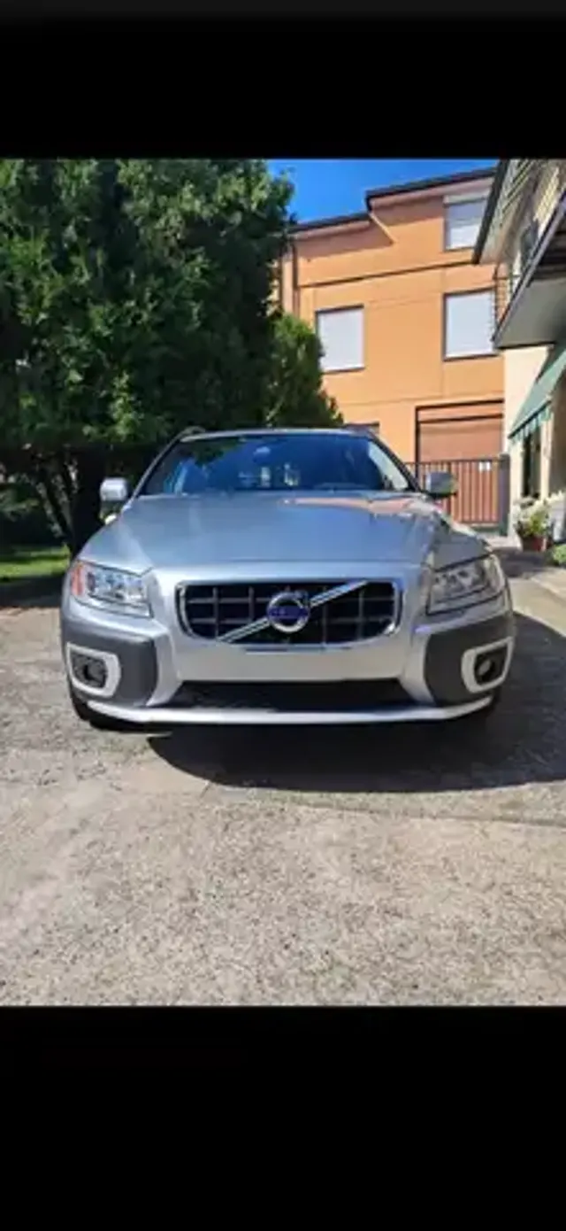 Volvo XC70