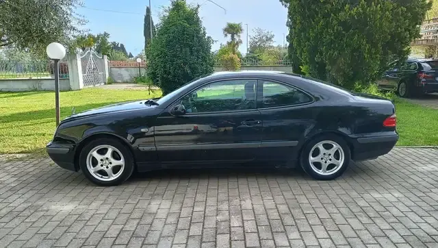 Mercedes-Benz CLK 200
