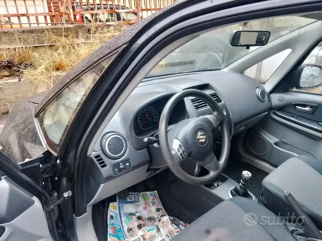 Suzuki Alto (2002-2006)