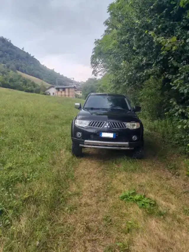 Mitsubishi L200