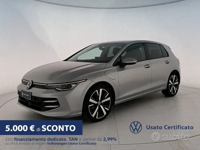 Volkswagen Golf 8ª serie