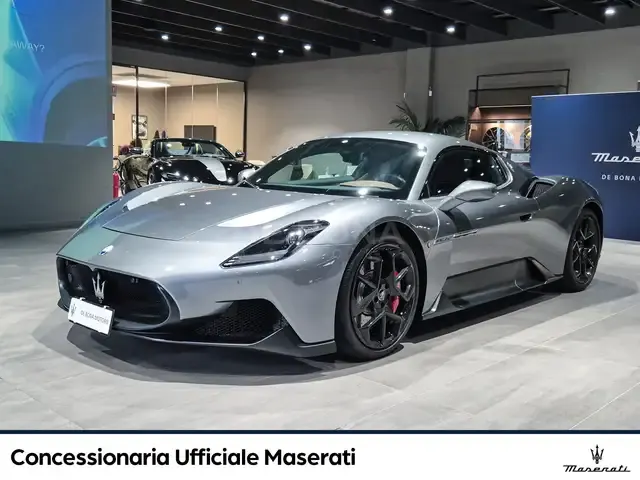 Maserati MC20