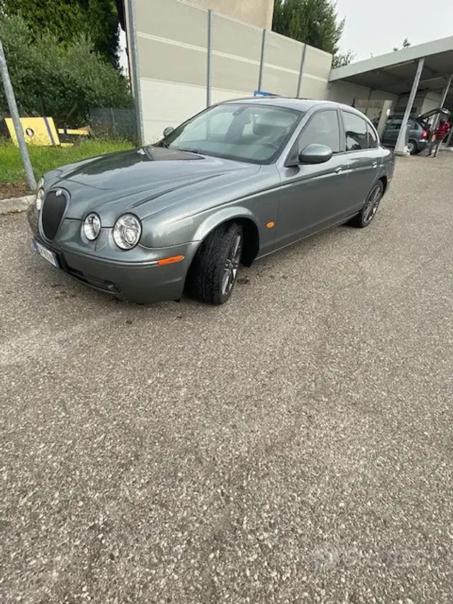 Jaguar S-Type (X206-X207)