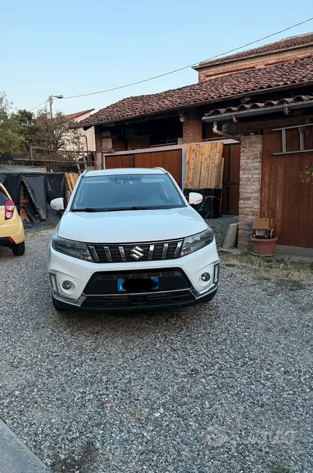 Suzuki Vitara (2015)