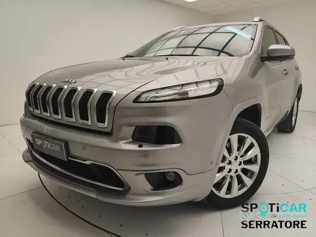 Jeep Cherokee 4ªs. 18-21