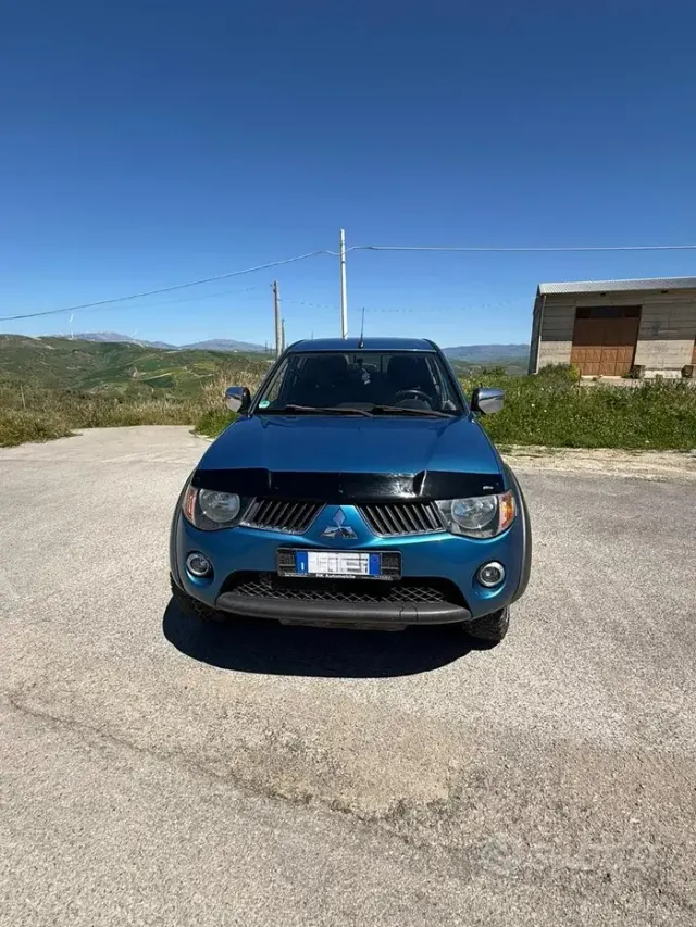 Mitsubishi L200 (2006-2015)