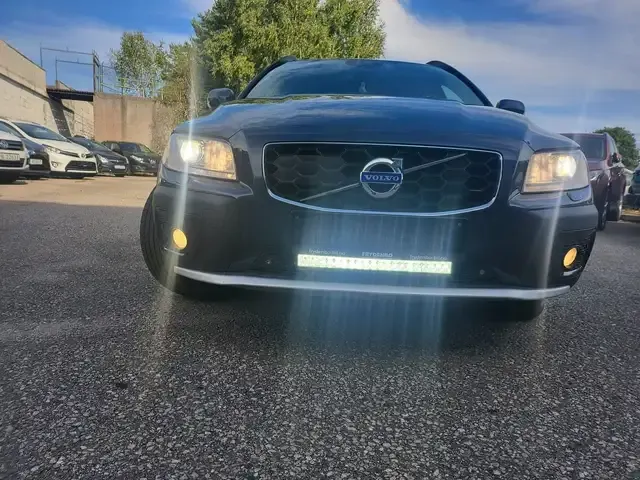 Volvo XC70