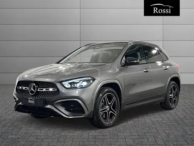 Mercedes-Benz GLA 250