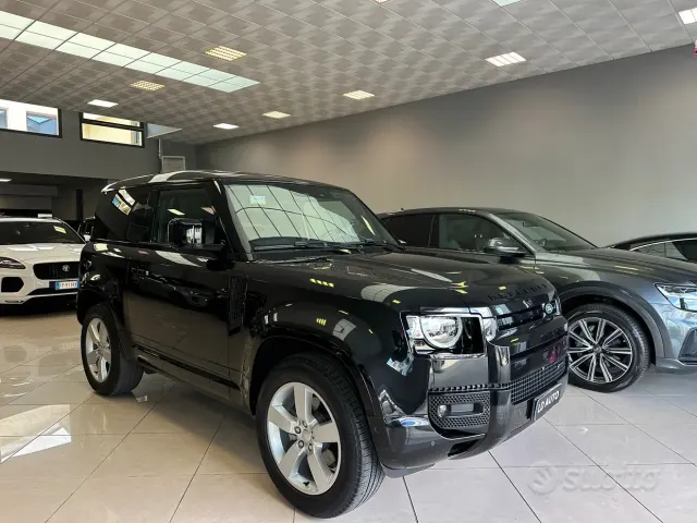 Land Rover Defender (2019)