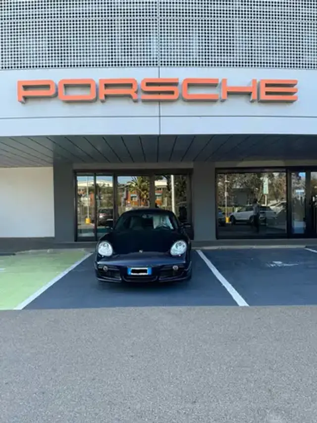 Porsche Cayman