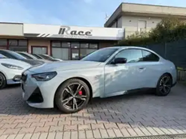 BMW 220