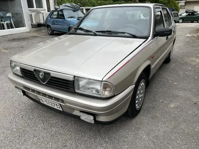 Alfa Romeo 33