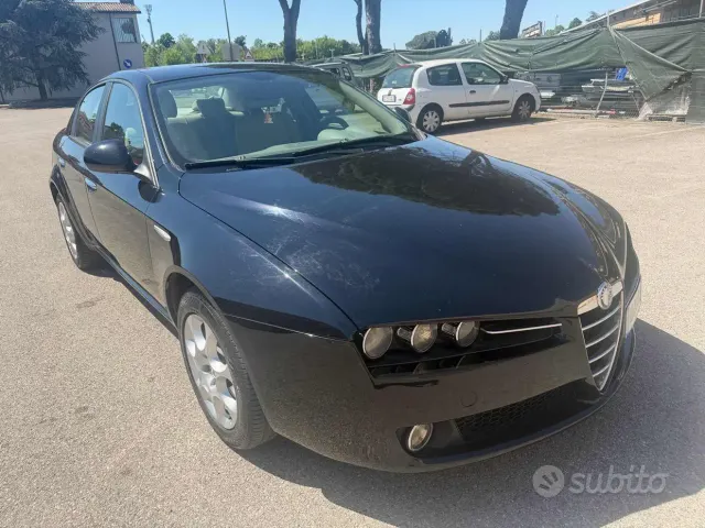 Alfa Romeo 159