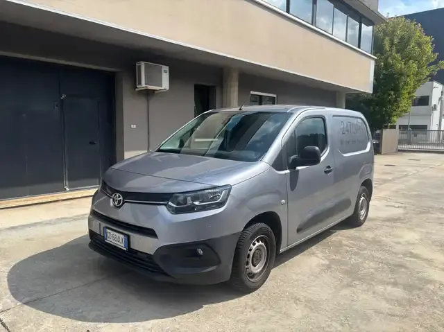 Toyota Proace City