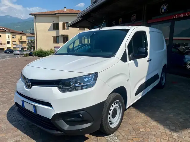 Toyota Proace City
