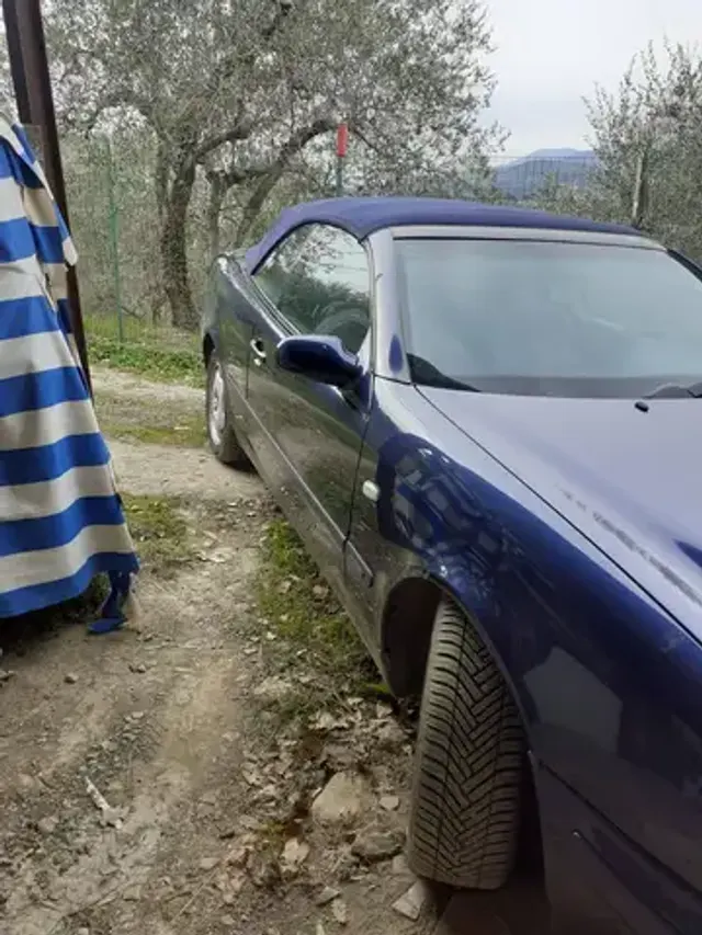 Mercedes-Benz CLK 200