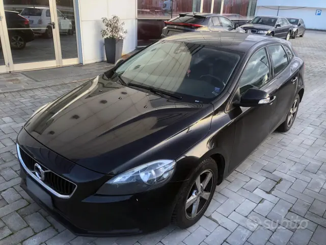 Volvo V40 (2012-2020)