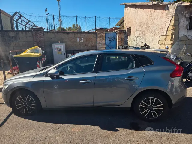 Volvo V40 (2012-2020)