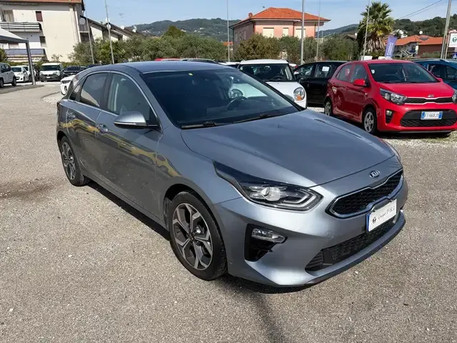 Kia Ceed / cee'd