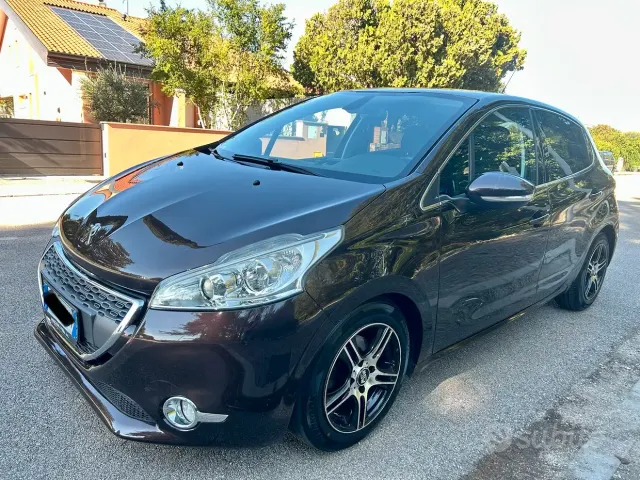 Peugeot 208 1° serie