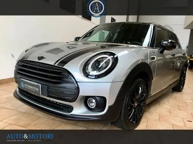 MINI Cooper Clubman