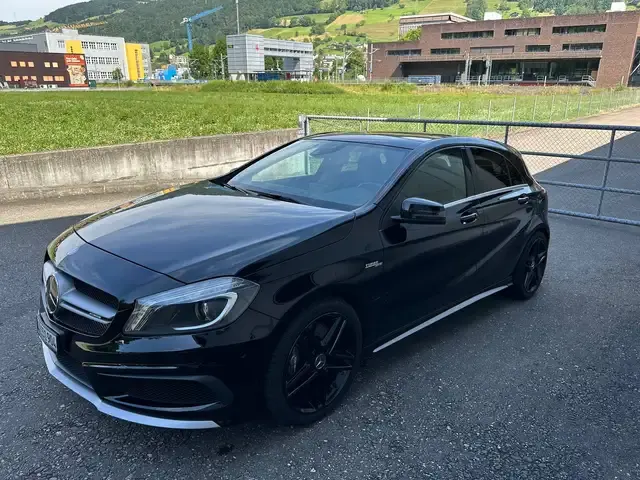 Mercedes-Benz A 45 AMG