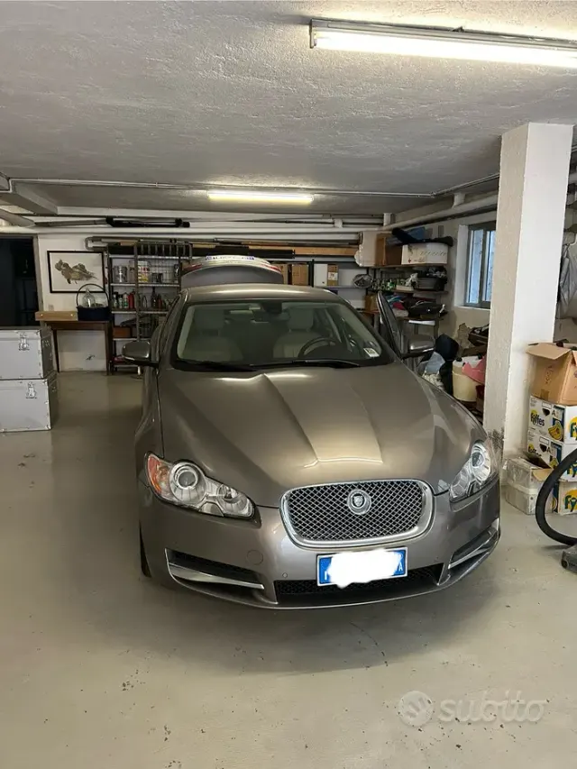Jaguar XF 1ª serie (X250)