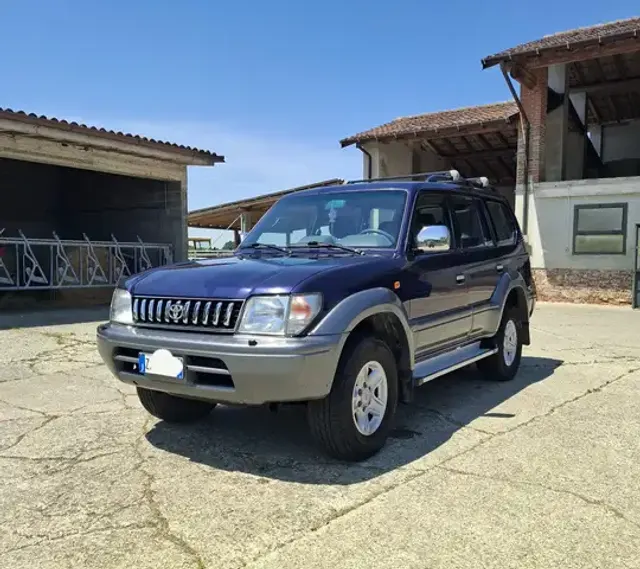 Toyota Land Cruiser