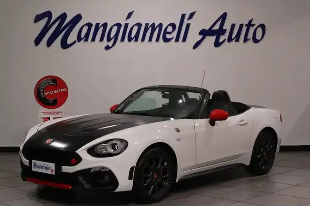 Abarth 124 Spider