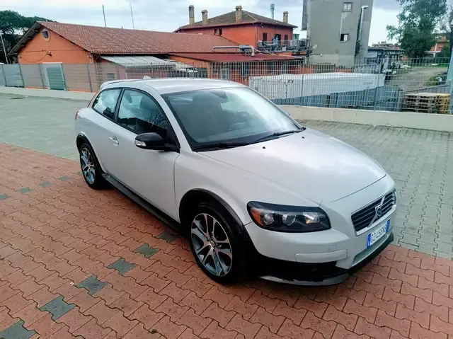 Volvo C30