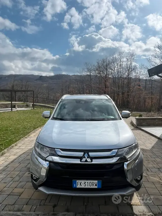 Mitsubishi Outlander 4ª serie