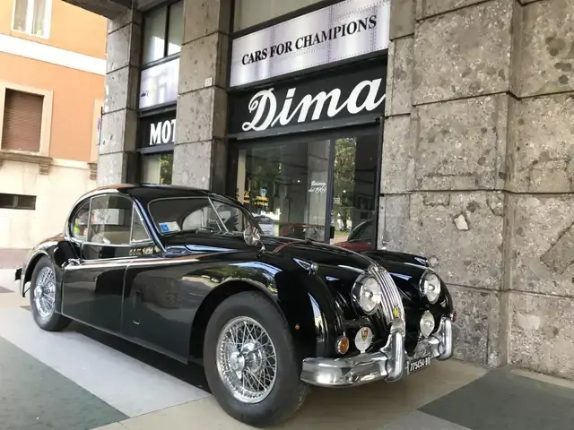 Jaguar XK