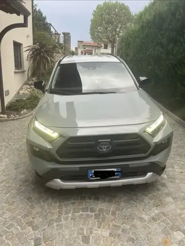 Toyota RAV 4