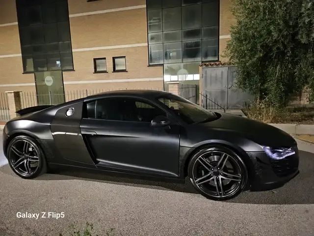 Audi R8