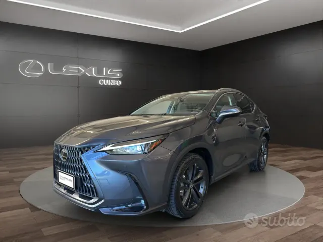 Lexus NX 1ª serie