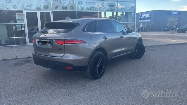 Jaguar F-Pace (X761)