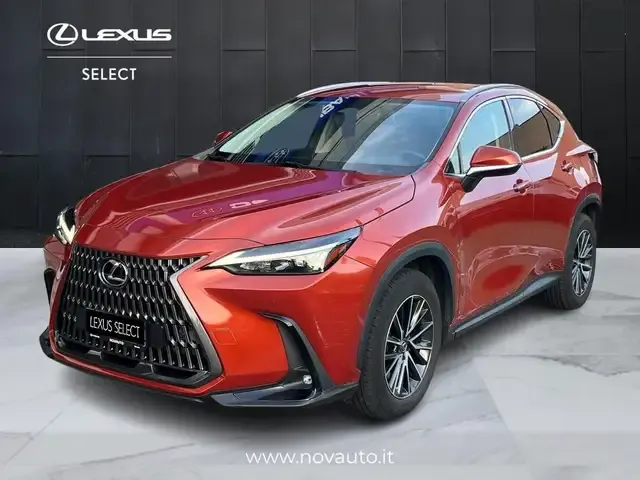 Lexus NX 450h+