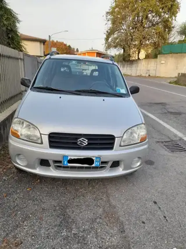 Suzuki Ignis