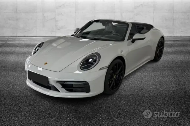Porsche 911 (992)