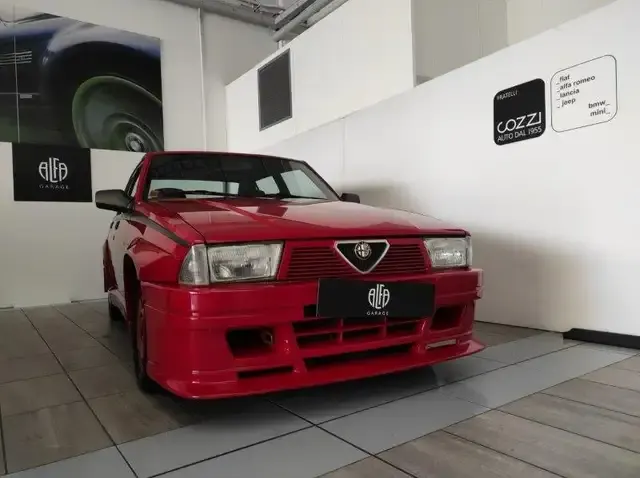Alfa Romeo 75
