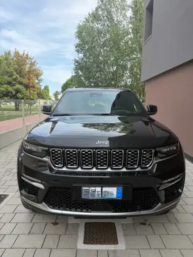 Jeep Grand Cherokee