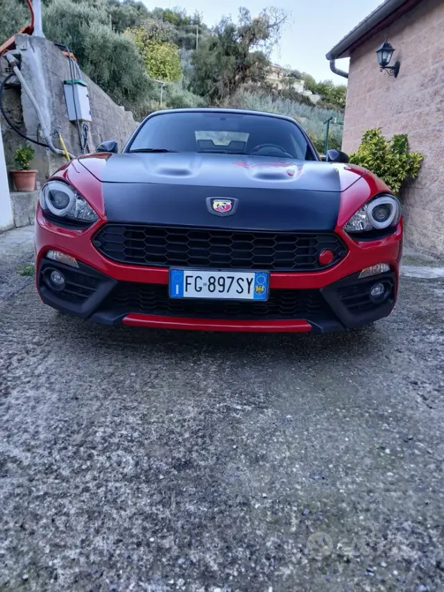 Abarth 124 Spider