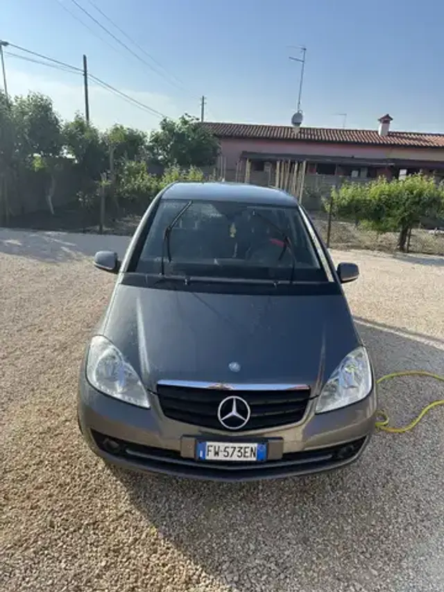 Mercedes-Benz A 160