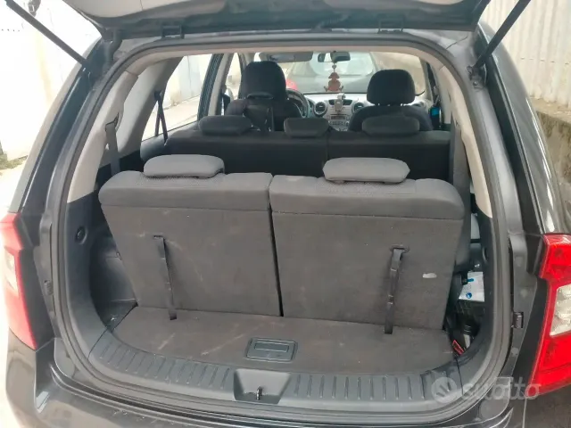 Kia Carens 2ª serie