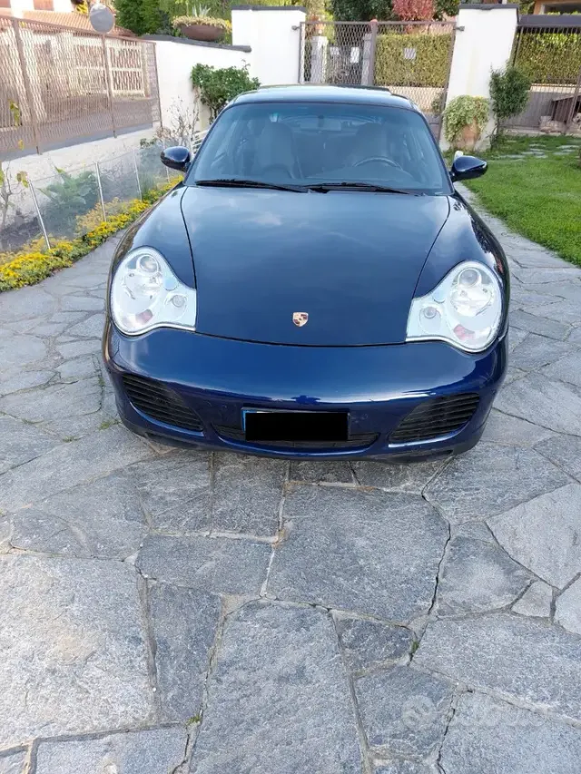 Porsche 911 (996)
